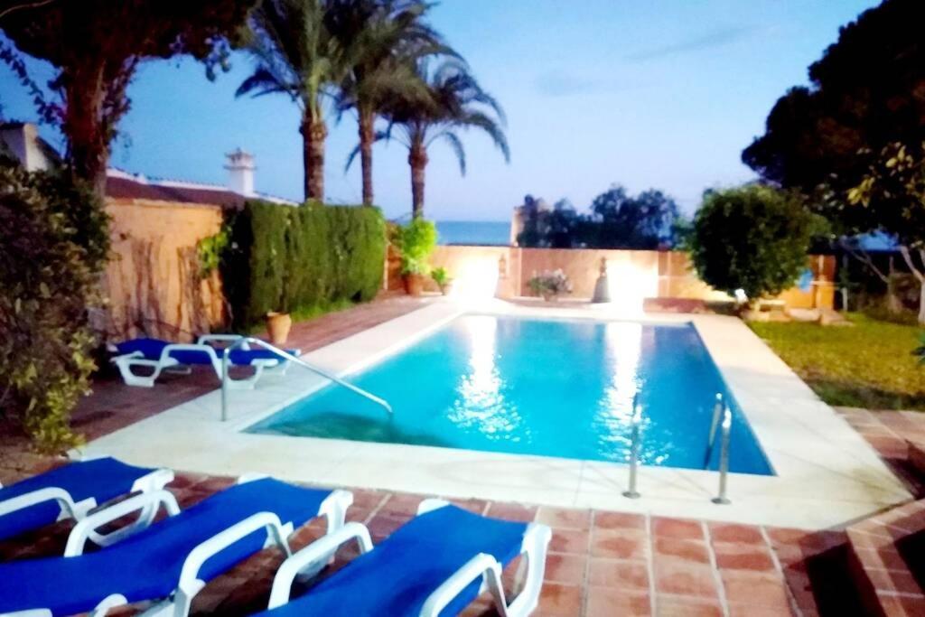 Villa Torrenueva Malaga Exterior photo